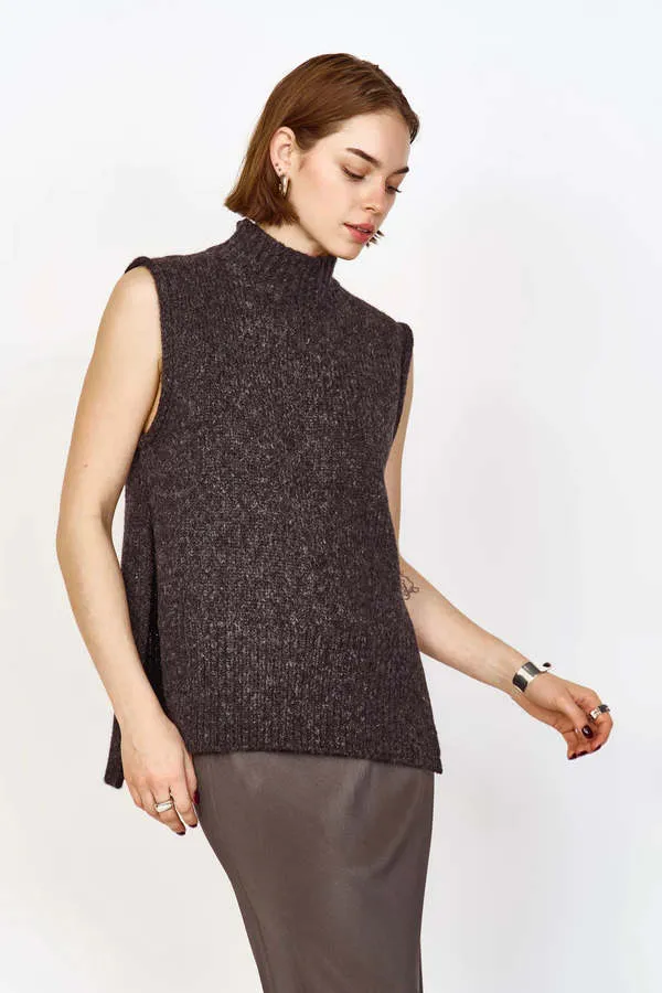 Aspen Open Side Vest - Charcoal