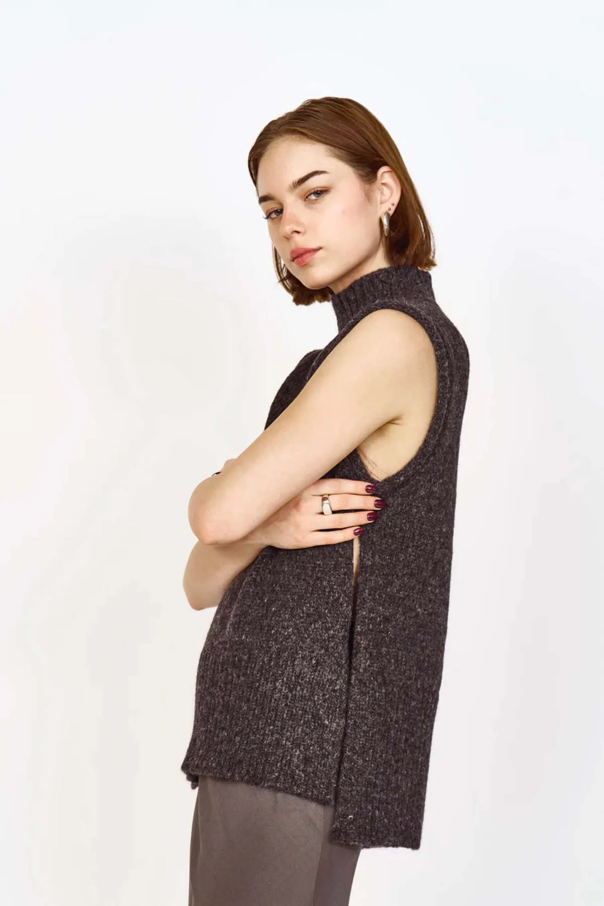 Aspen Open Side Vest - Charcoal