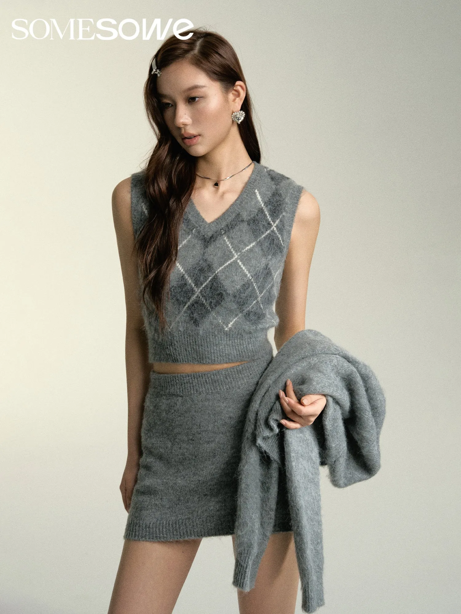 Grey Diamond Pattern Short Vest-