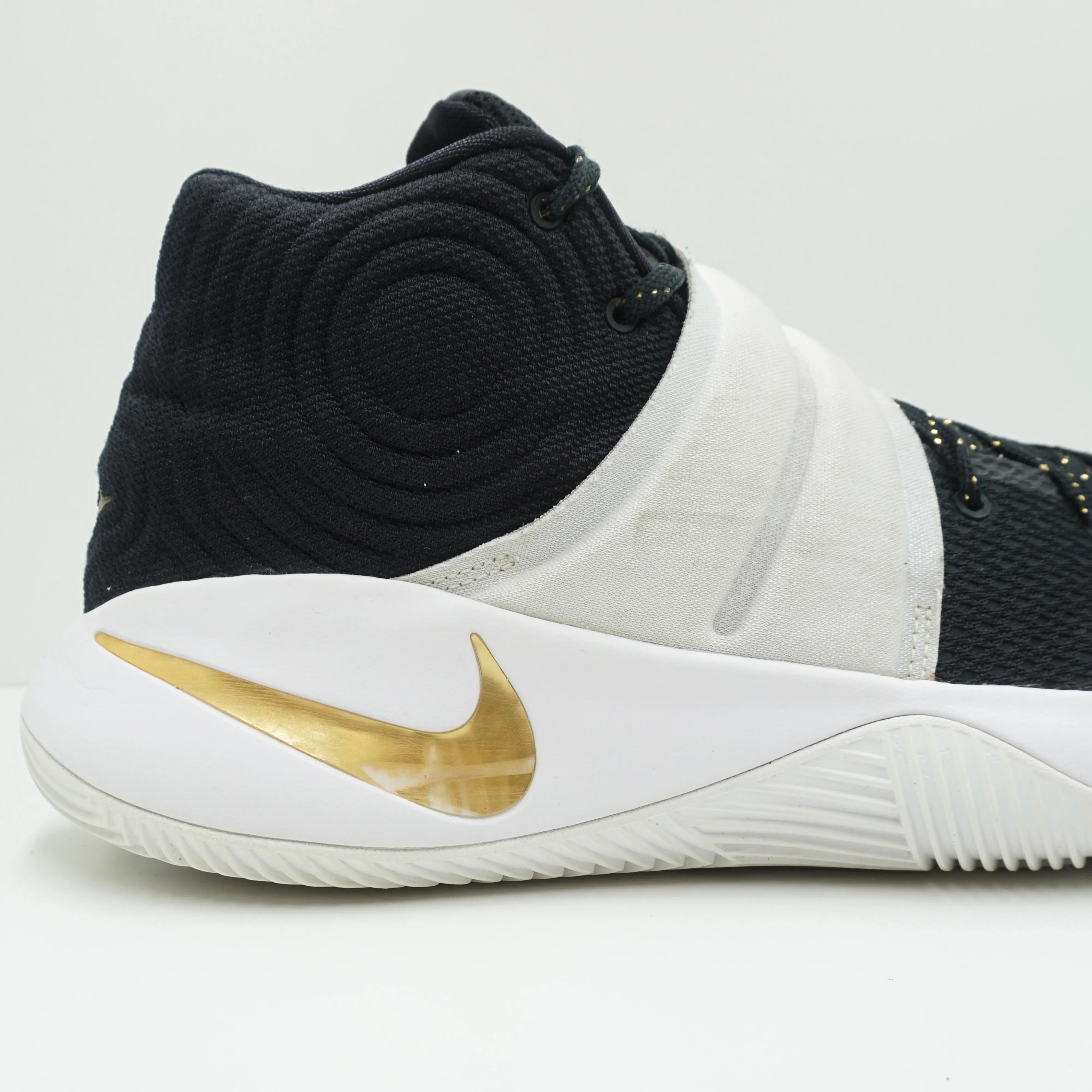 Nike Kyrie 2 (Nike ID)