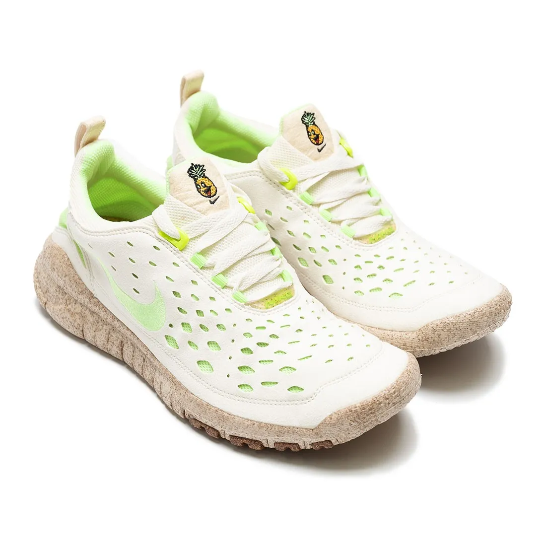 Nike Men Free Run Trail Premium (coconut milk / lime glow-metallic gold)