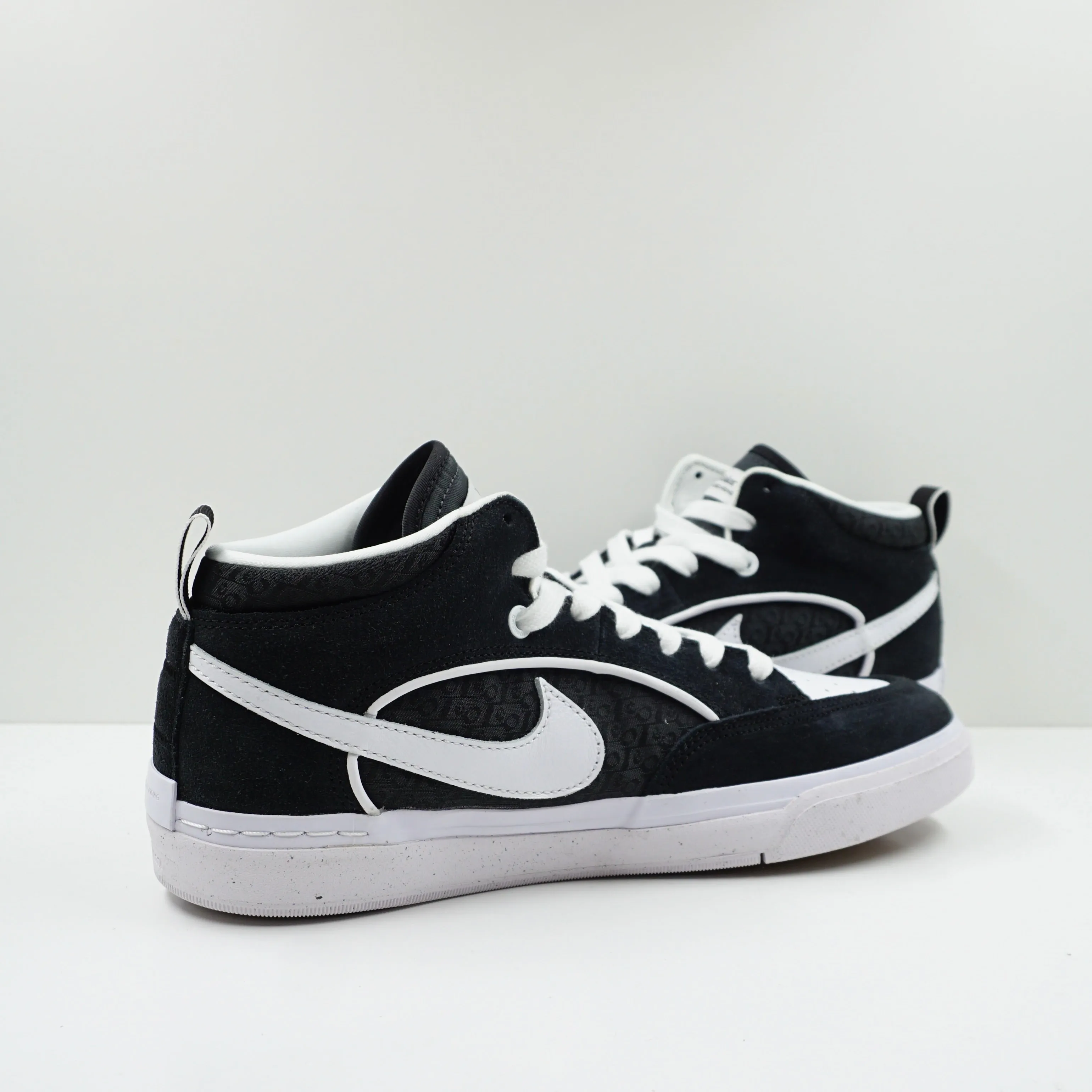 Nike Sb React Leo Baker Black White