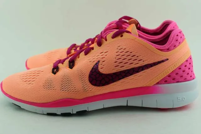 NIKE WOMAN FREE 5.0 TR FIT 5 BREATHE Size: 5.0 RUN NEW C...