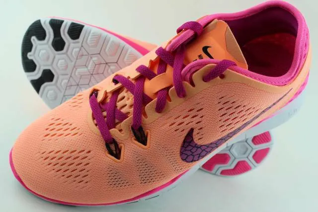 NIKE WOMAN FREE 5.0 TR FIT 5 BREATHE Size: 5.0 RUN NEW C...