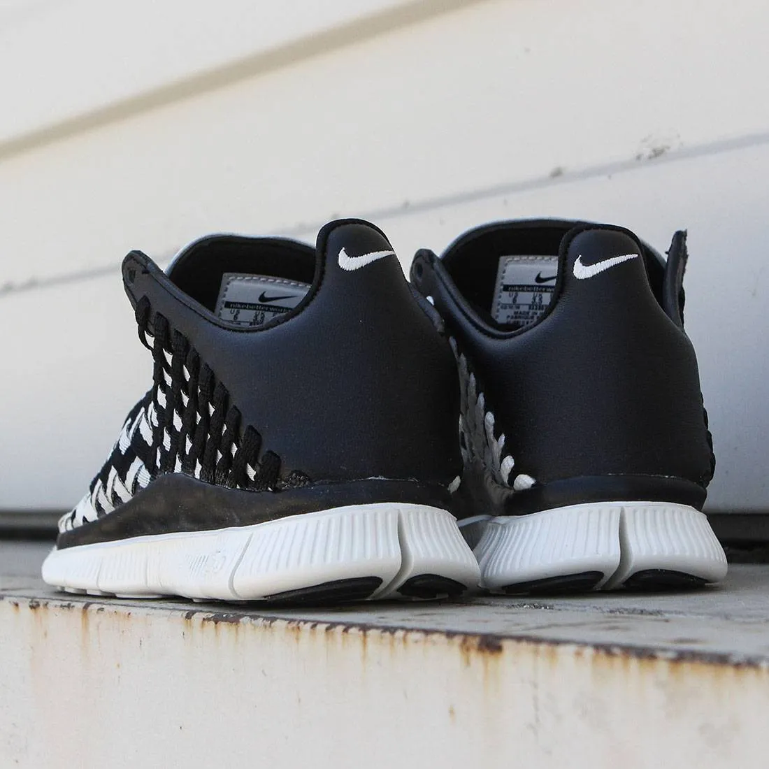 Nike Women Women'S Nike Free Inneva Woven  (black / sail)