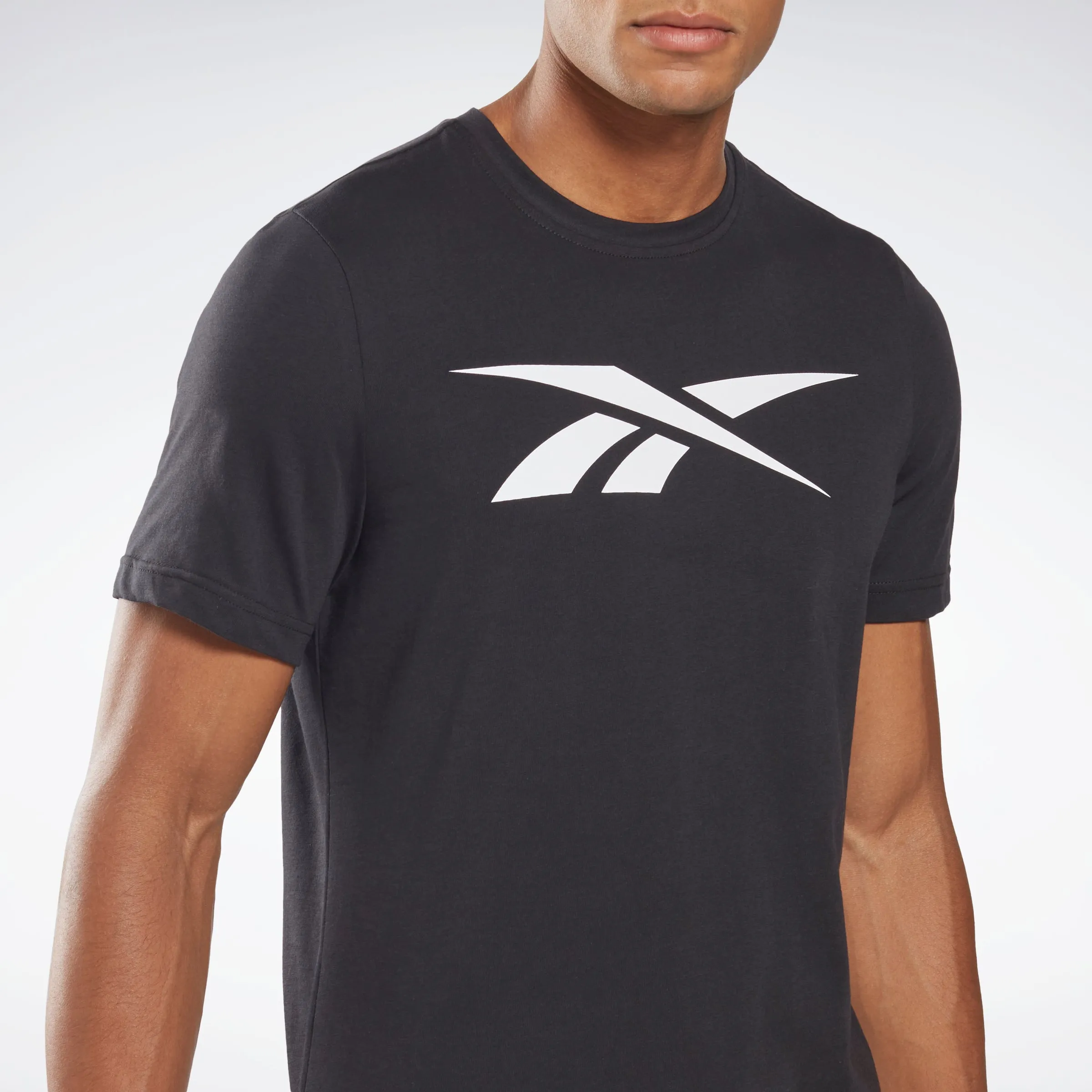 Reebok Graphic Series Vector T-Shirt Black