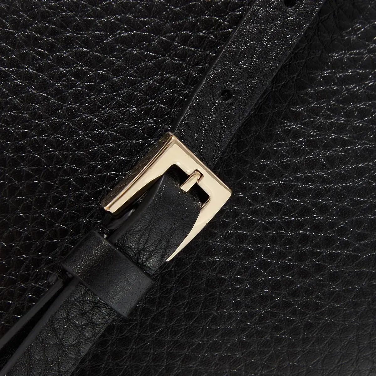 Valentino Garavani  Cross Body Bag Rockstud Nero