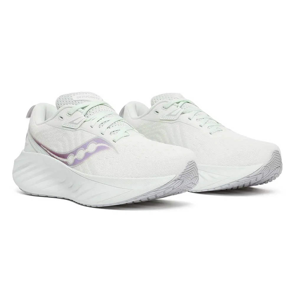 Women's Triumph 22 Running Shoe - White/Foam - Regular (B)